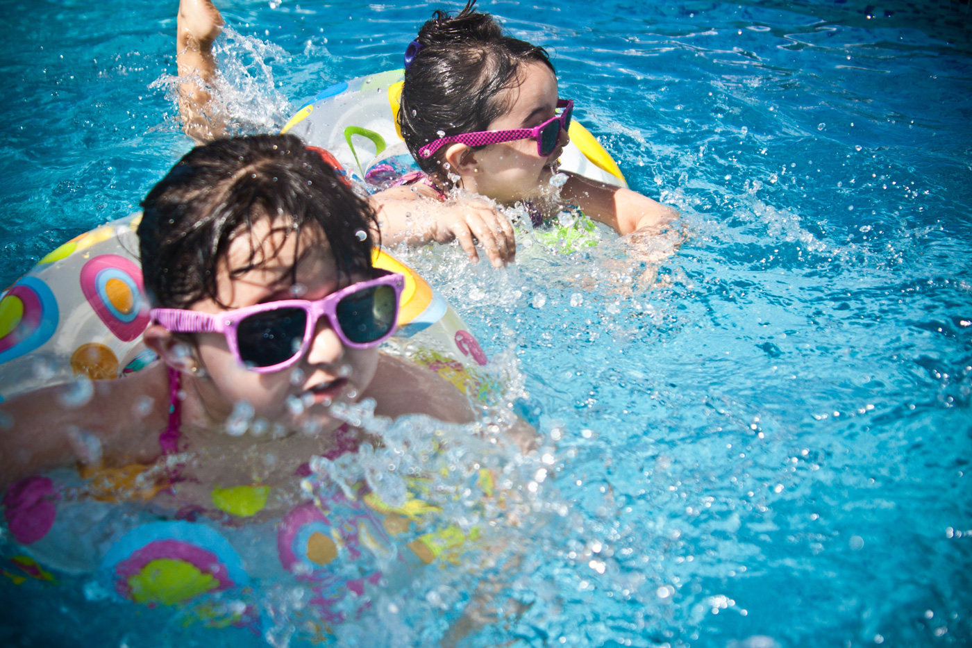 Pre-K nursery school and child care services in Island Park NY with kids in the swimming pool.